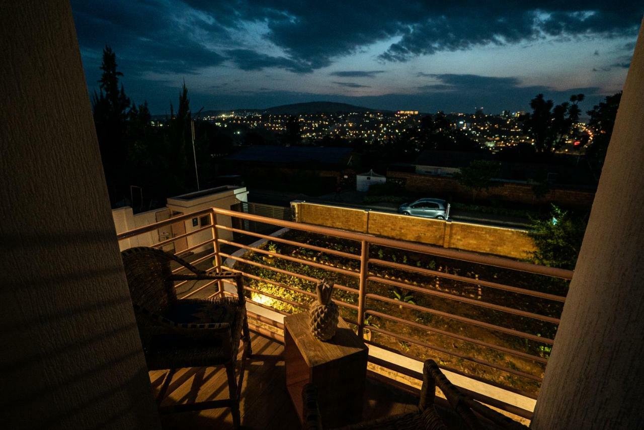 Omx Hotel Kimi Kigali Exterior foto